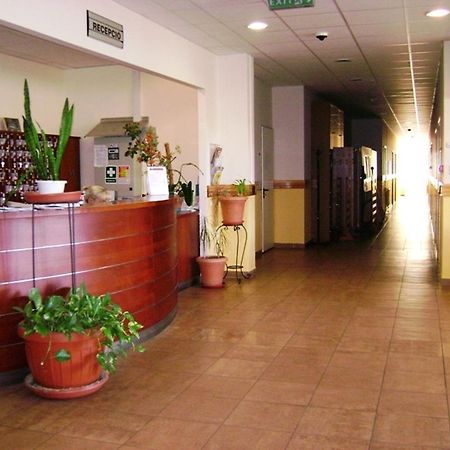 Károly Róbert Diákhotel Gyöngyös Exterior foto