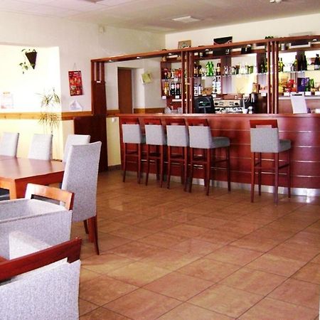 Károly Róbert Diákhotel Gyöngyös Exterior foto